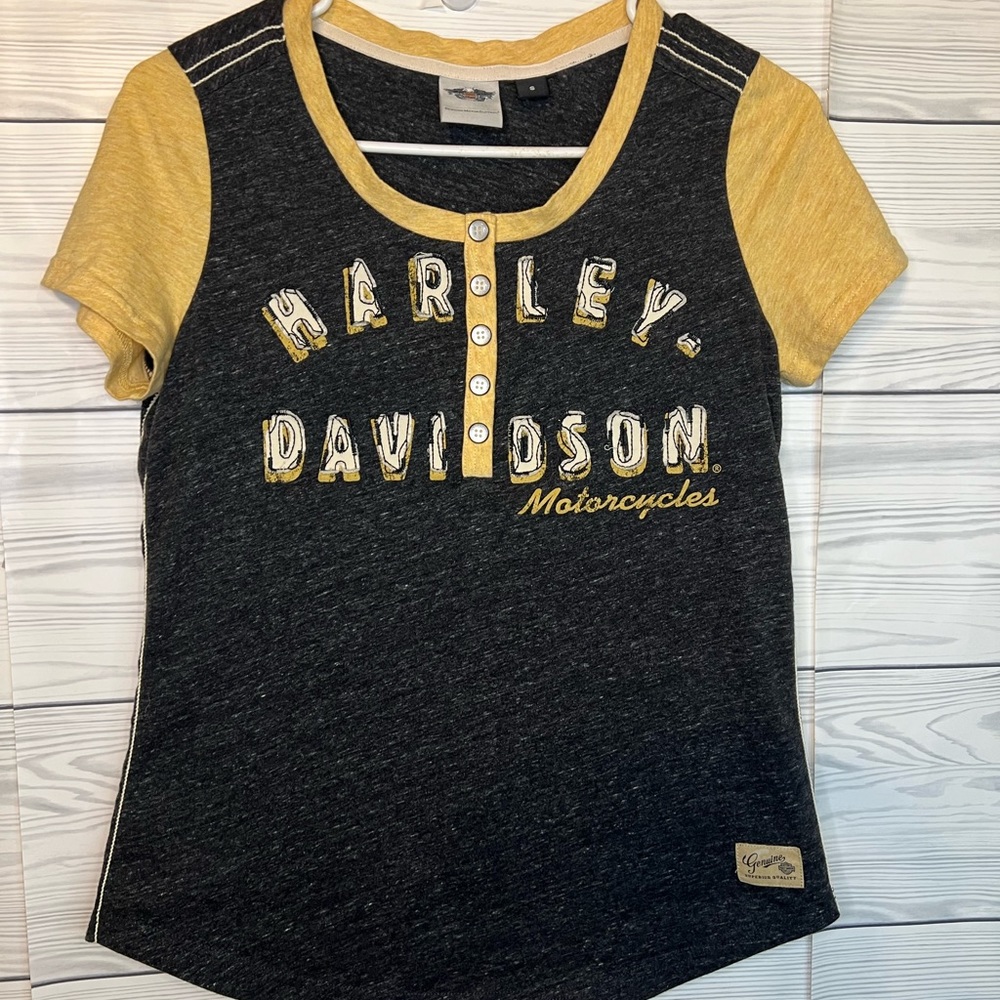 Size small Harley Davidson top
